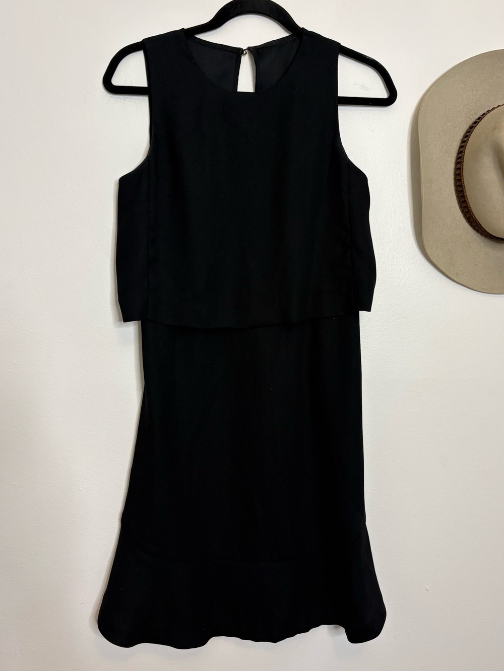 Sleeveless Banana Republic popover shift dress